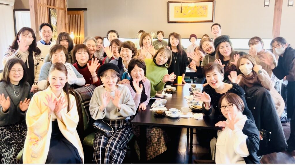 2024新年会コンサート。一草庵にて勝手に直方観光大使の元宝塚歌劇団式部いろは